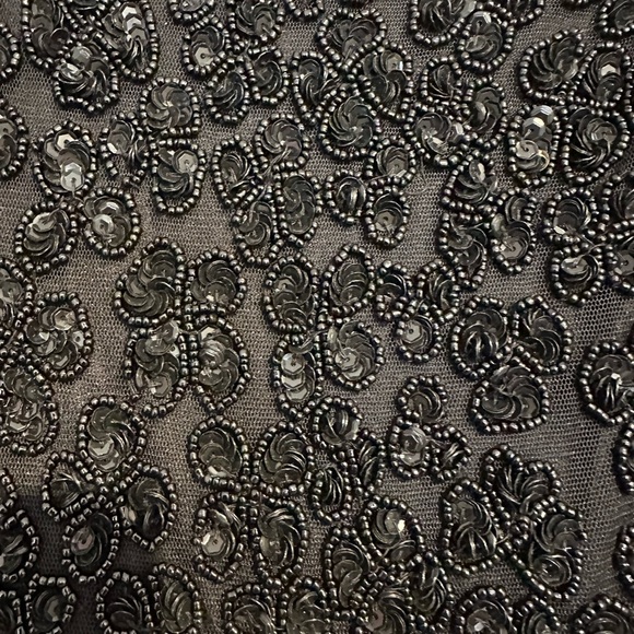 ✔️58B/68B/67B ❤️ BNWT MAC DUGGAL FLOUNCE SLEEVE BEADED MIDI DRESS #10827 - Picture 5 of 12